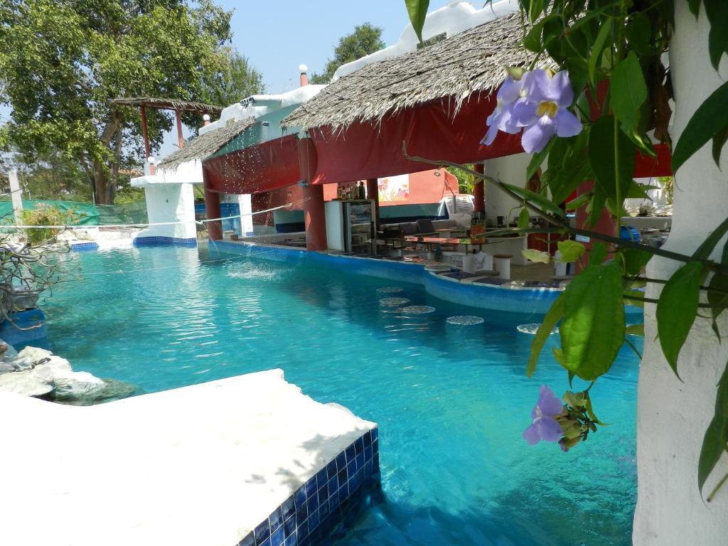Mirabel Club Resort جومتين بيتش المظهر الخارجي الصورة