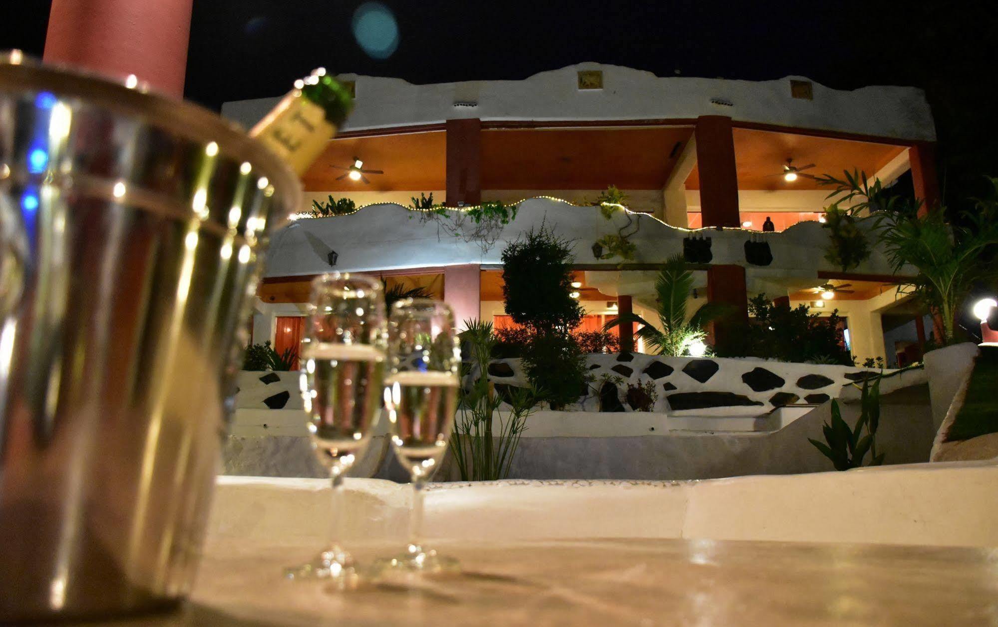 Mirabel Club Resort جومتين بيتش المظهر الخارجي الصورة